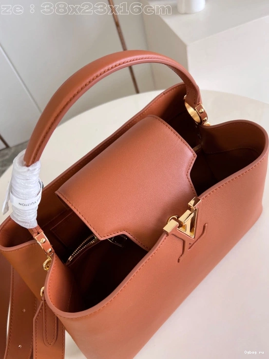 Souple-38*23*16CM VUITTON LOUIS GM Capucines 0712